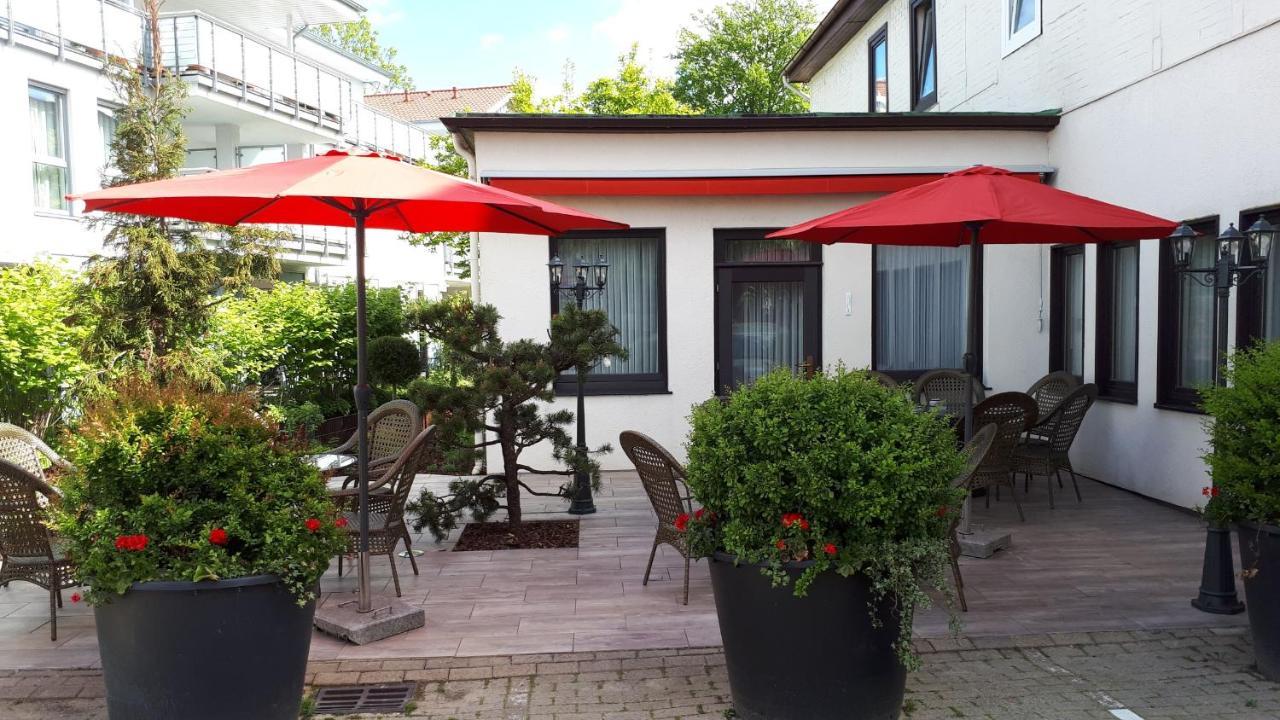 Hotel Niedersachsen ควาเคนบรุค ภายนอก รูปภาพ