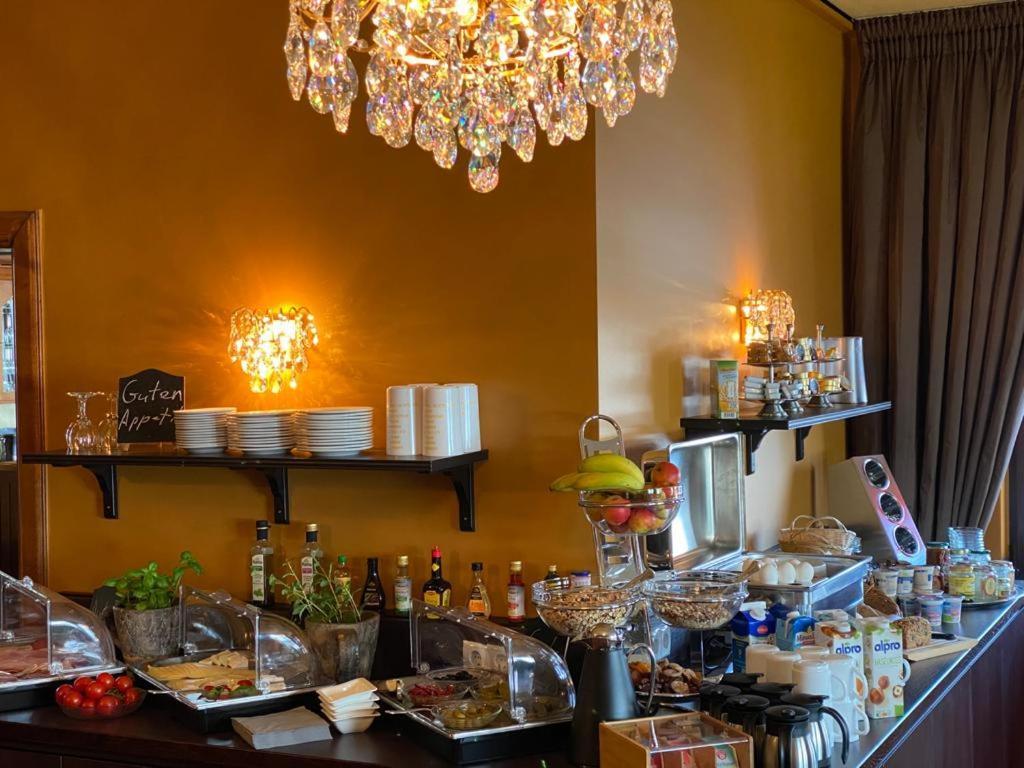 Hotel Niedersachsen ควาเคนบรุค ภายนอก รูปภาพ